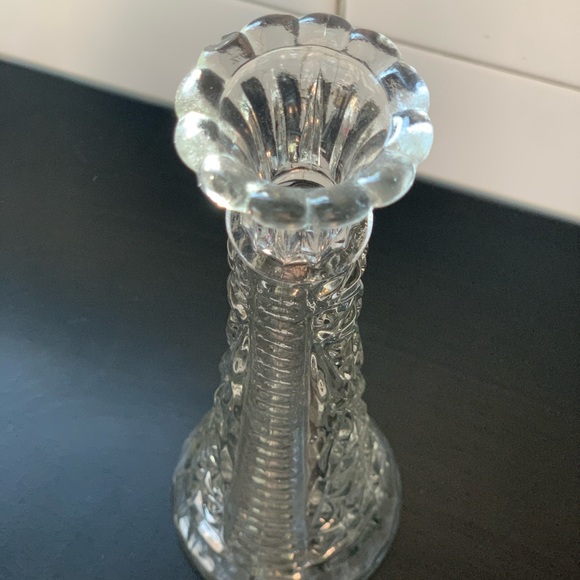 Bud vase / single flower vase or can be use as a candle holder - Picture 4 of 4